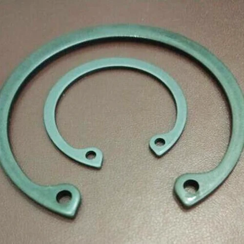 မိုးသည်းထန်စွာအပေါက်များအတွက် elastic ထိန်းသိမ်းထားလက်စွပ်